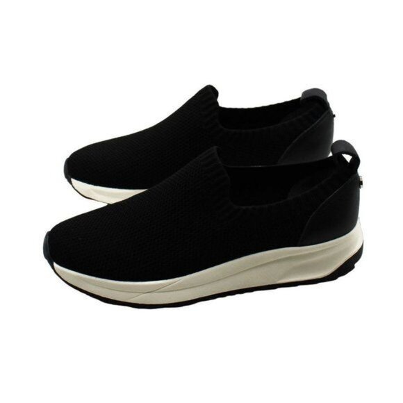 Giani Bernini Memory Foam Sneakers - Picture 3 of 9